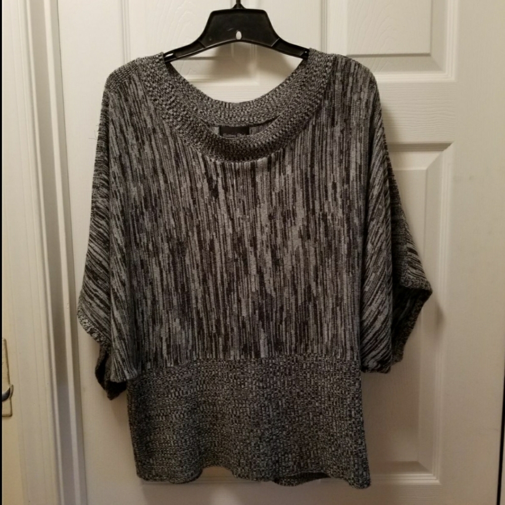 ♥️Lightweight sweater with butterfly winged sleeves♥️